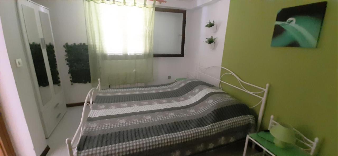 Apartments Petra ตรีบูนย์ ภายนอก รูปภาพ