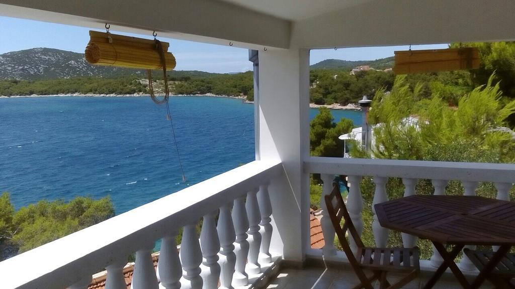 Apartments Petra ตรีบูนย์ ภายนอก รูปภาพ